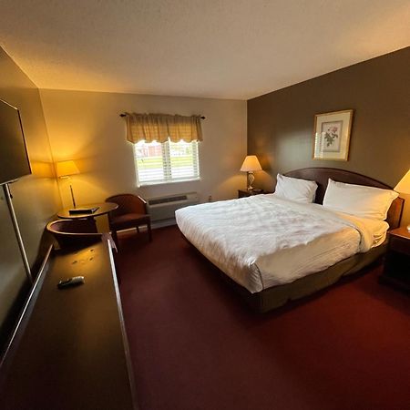 Webb'S Hotel Mayville Dış mekan fotoğraf